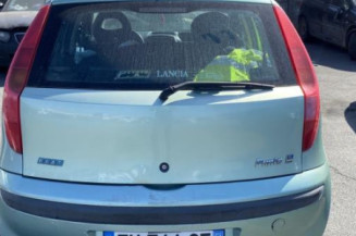 Optique avant principal gauche (feux)(phare) FIAT PUNTO 2