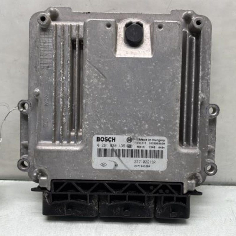 Calculateur moteur DACIA LOGAN MCV 2 Photo n°1