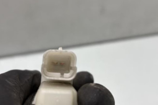 Bouton de coffre PEUGEOT 3008 1