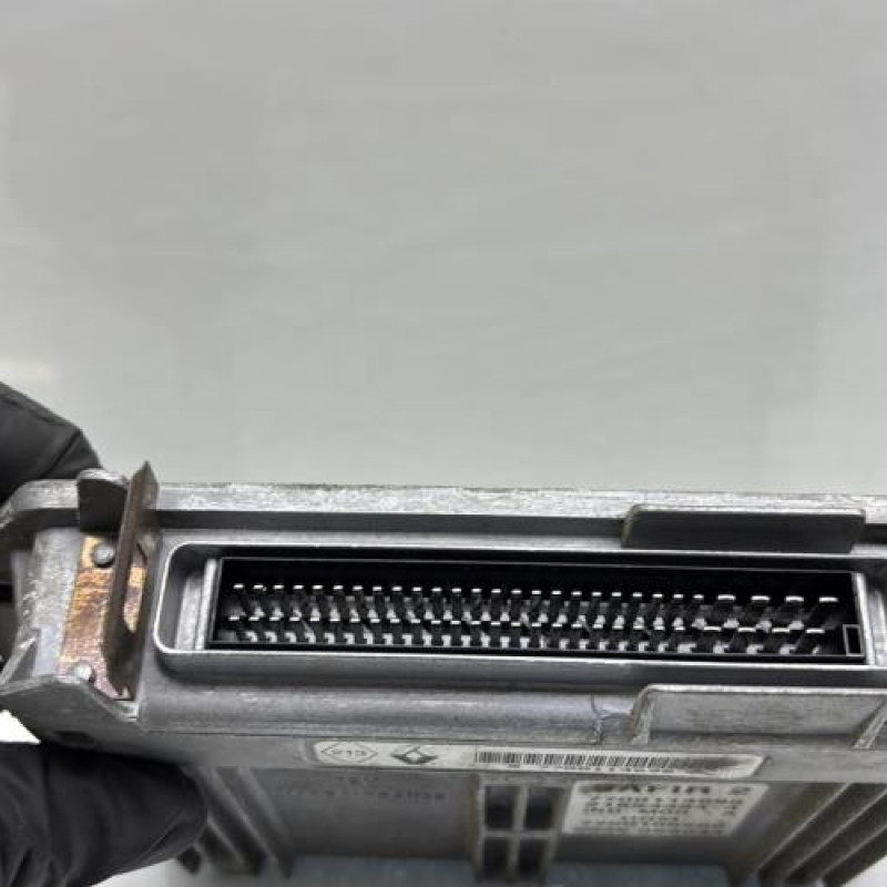 Calculateur moteur RENAULT TWINGO 1 Photo n°3