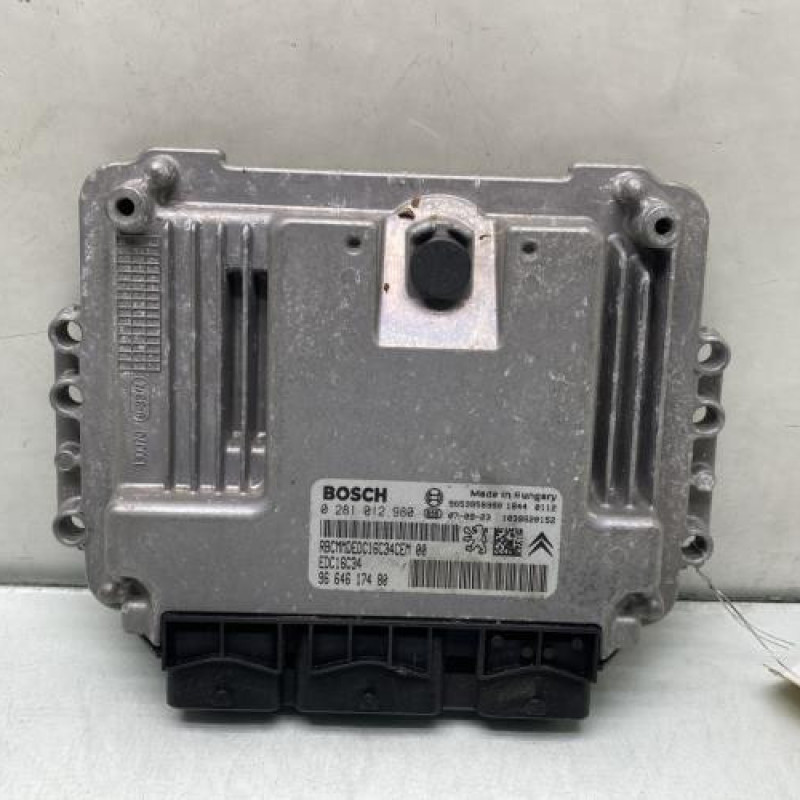 Calculateur moteur CITROEN C4 GRAND PICASSO 1 Photo n°1
