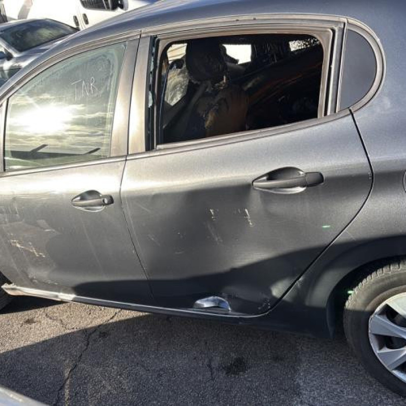 Absorbeur de pare choc avant PEUGEOT 208 1 Photo n°11