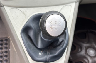 FORD KA 2 PHASE 2 1.2i - 8V