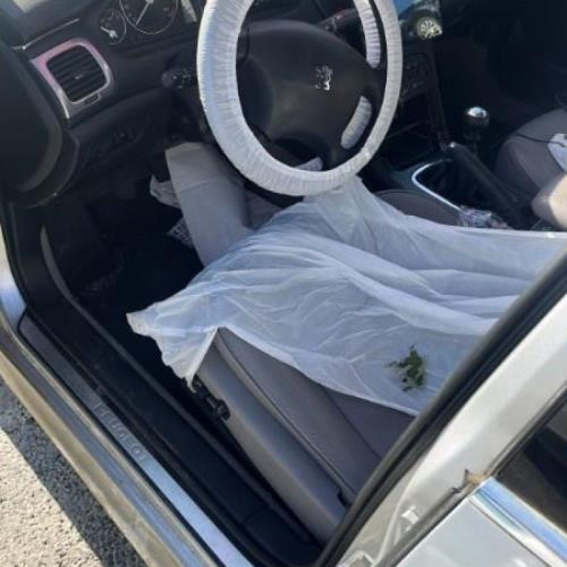 Boitier BSI PEUGEOT 607 Photo n°15