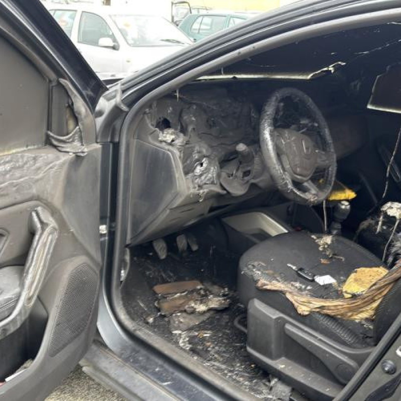 Boitier filtre a air DACIA DUSTER 2 Photo n°15