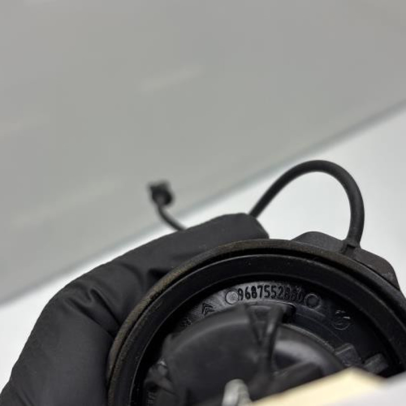 Bouchon de carburant PEUGEOT 308 2 Photo n°4