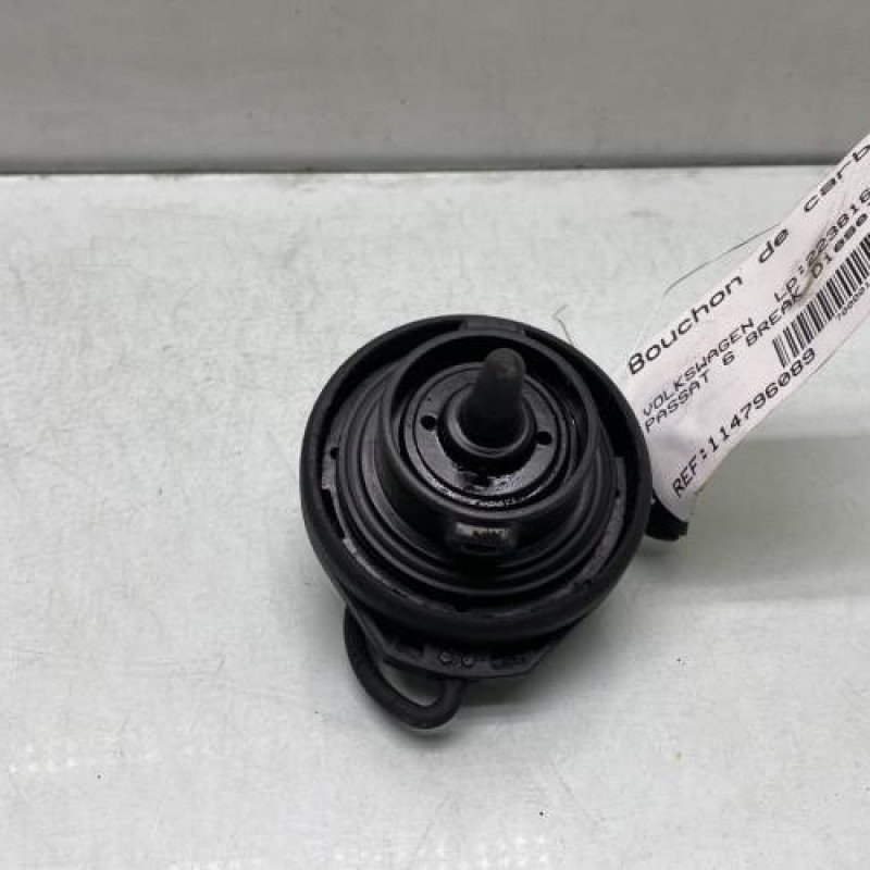 Bouchon de carburant VOLKSWAGEN PASSAT 6 Photo n°3