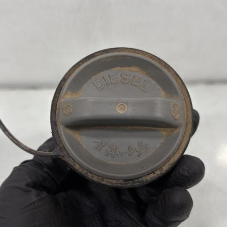 Bouchon de carburant TOYOTA RAV4 2 Photo n°1