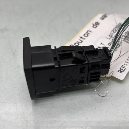 Bouton de warning RENAULT KADJAR