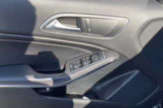 Bouton de warning MERCEDES CLASSE A 176