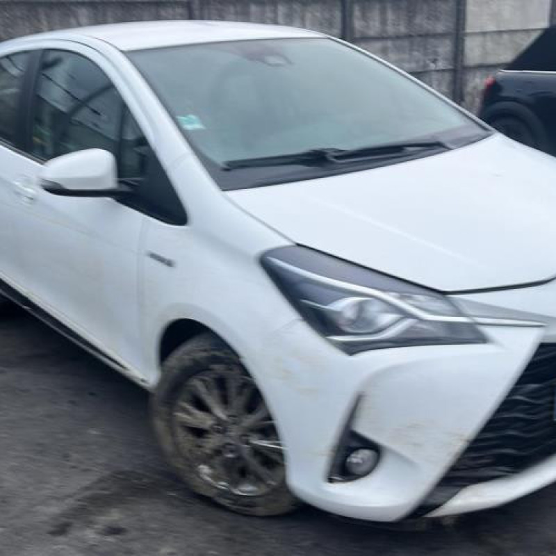 Bouton de warning TOYOTA YARIS 3 Photo n°5