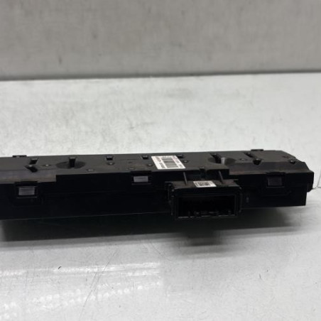 Bouton de warning RENAULT CLIO 5