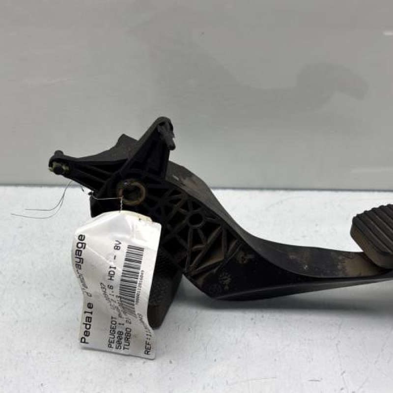 Pedale d'embrayage PEUGEOT 5008 1 Photo n°4