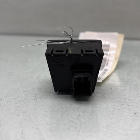 Bouton de warning HYUNDAI I 20 2