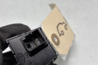 Bouton de warning HYUNDAI I 20 2