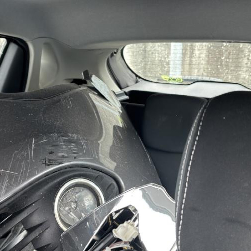 Boitier UCH RENAULT CLIO 4 Photo n°9