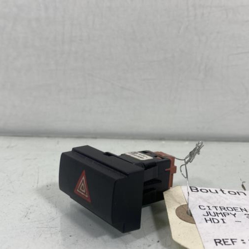 Bouton de warning CITROEN JUMPY 3 M Photo n°5