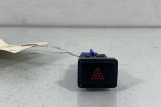 Bouton de warning VOLKSWAGEN POLO 6