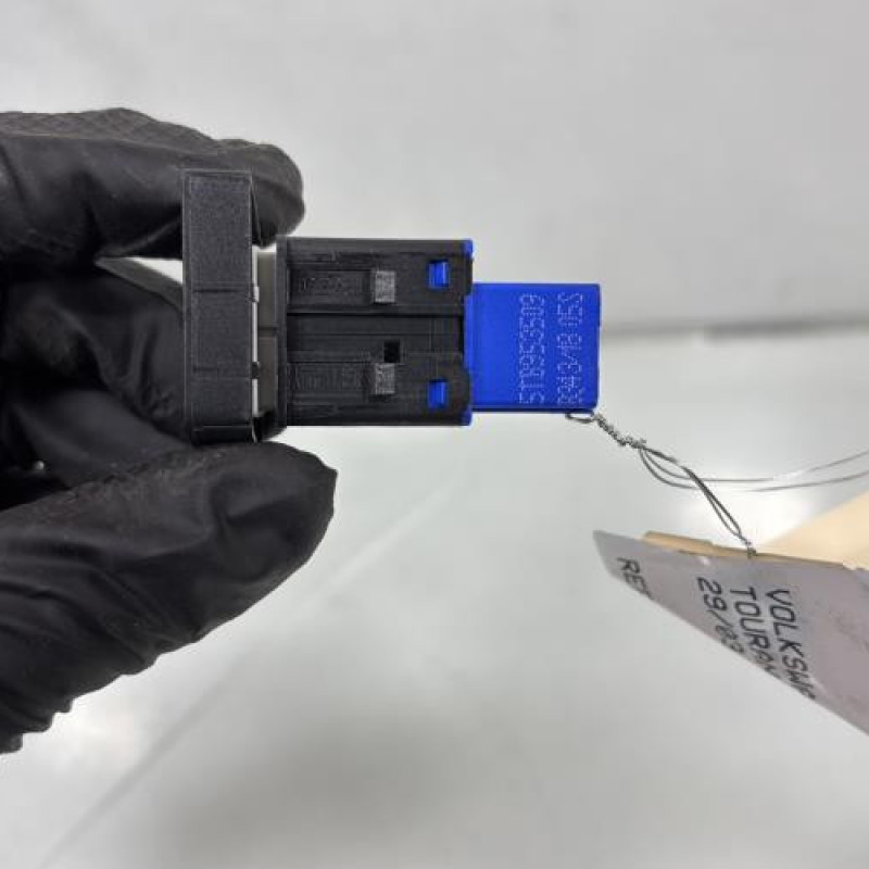 Bouton de warning VOLKSWAGEN TOURAN 3 Photo n°3