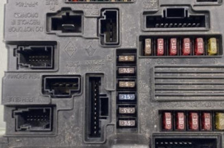 Boitier UPC RENAULT SCENIC 2