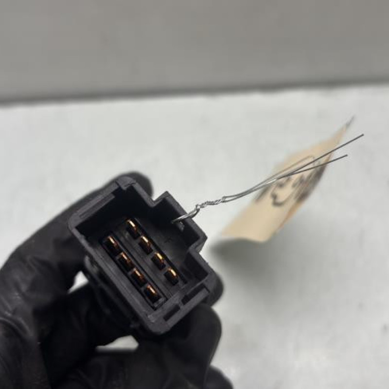 Bouton de warning DACIA DUSTER 1 Photo n°3