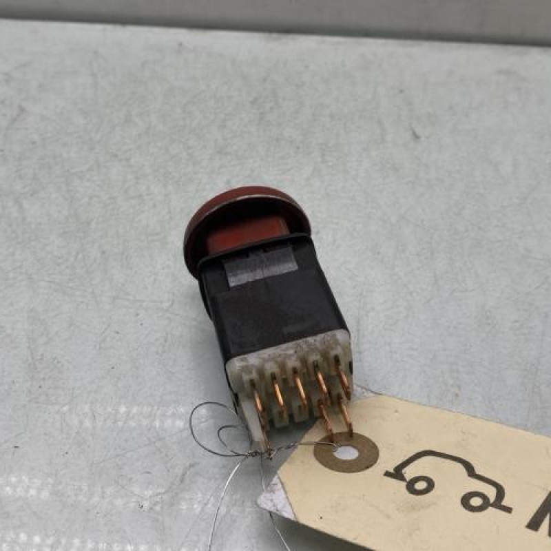 Bouton de warning RENAULT MASTER 2 Photo n°2