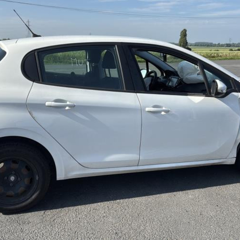 Moteur PEUGEOT 208 1 Photo n°6