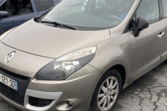 Boitier UPC RENAULT SCENIC 3