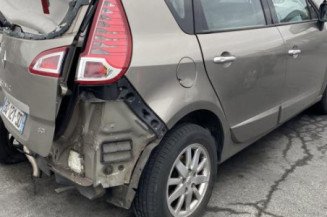 Boitier UPC RENAULT SCENIC 3