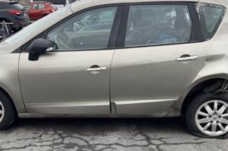 Boitier UPC RENAULT SCENIC 3