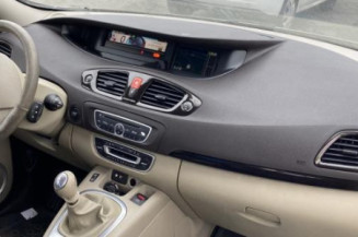 Boitier UPC RENAULT SCENIC 3