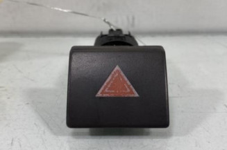Bouton de warning FORD TRANSIT CONNECT 1 Photo n°1
