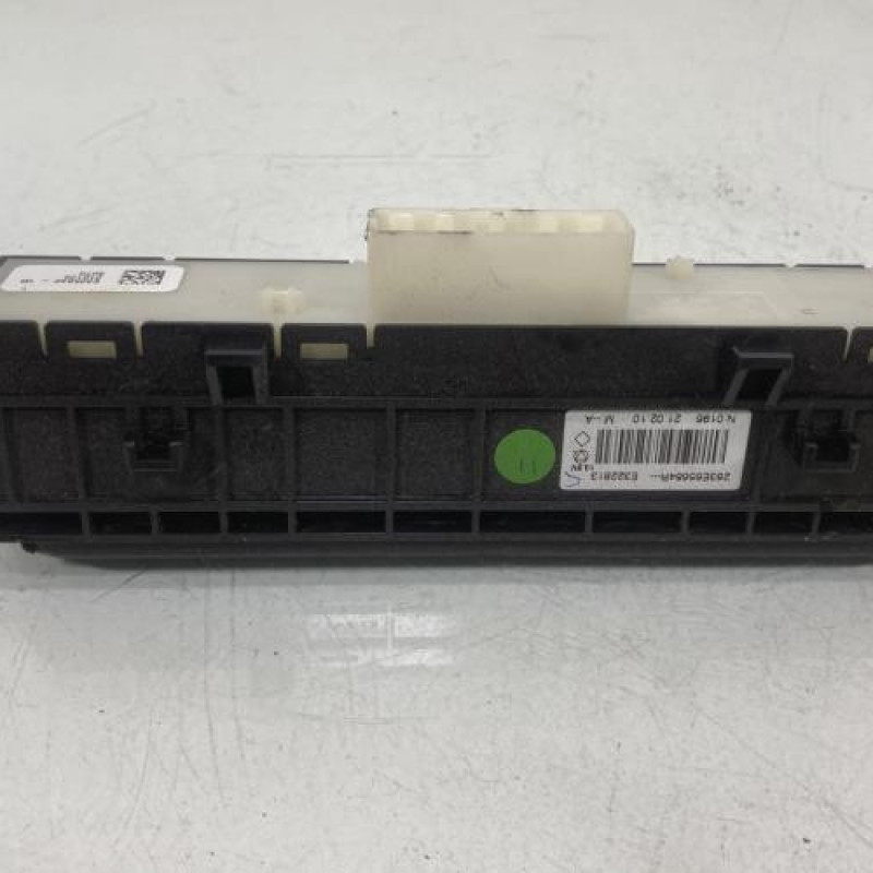 Bouton de warning DACIA SANDERO 3 Photo n°4