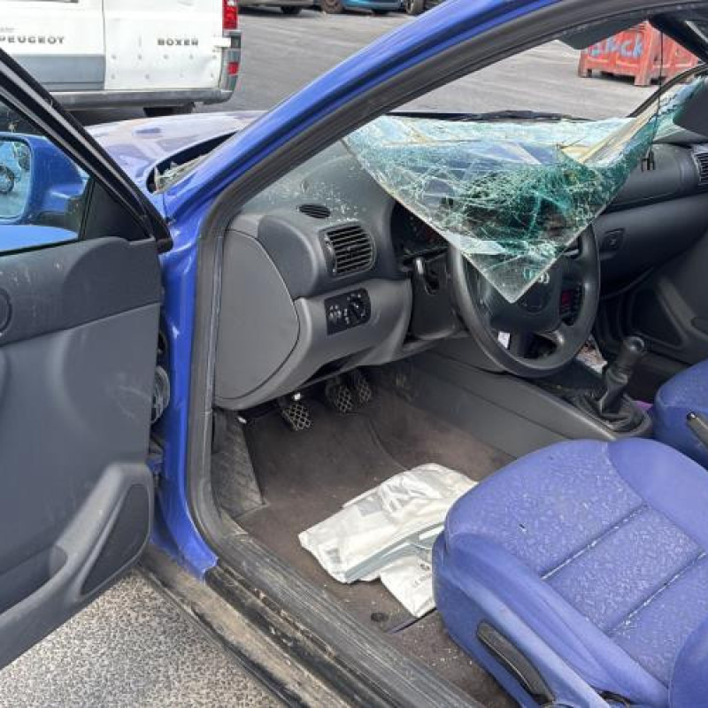 Bouton de warning AUDI A3 1 Photo n°12