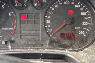 Bouton de warning AUDI A3 1