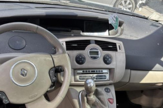 Boitier UPC RENAULT GRAND SCENIC 2