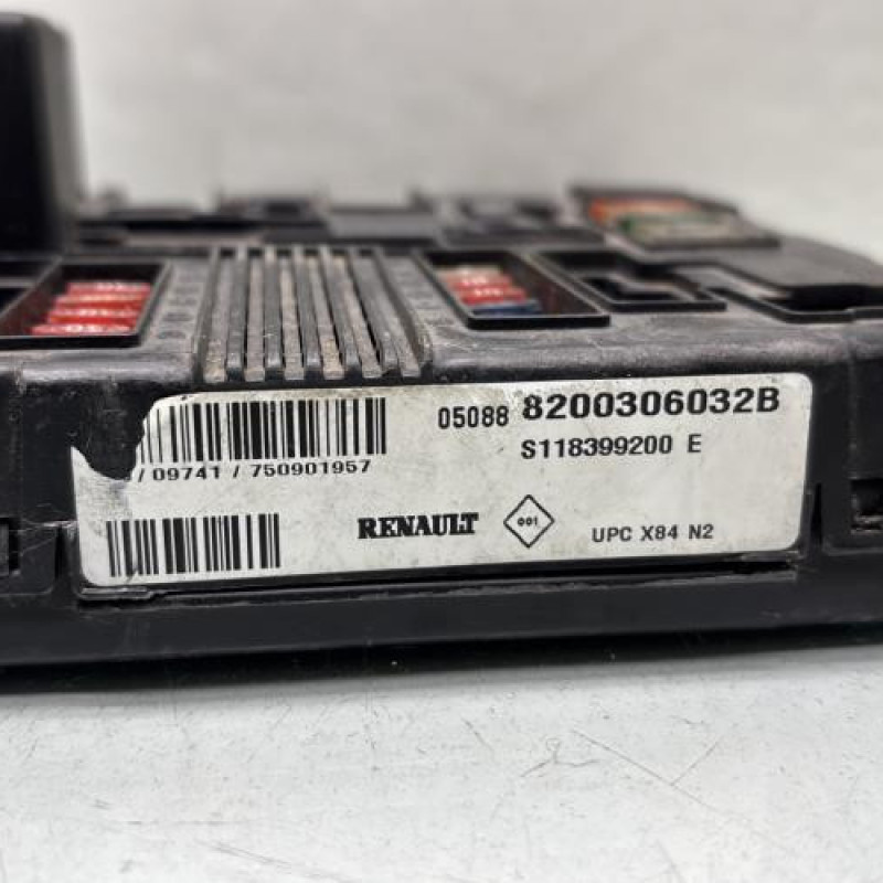 Boitier UPC RENAULT SCENIC 2 Photo n°3