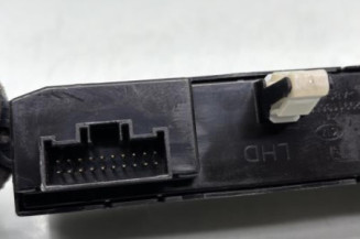 Bouton de warning HYUNDAI I 20 1