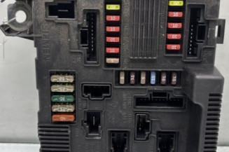 Boitier UPC RENAULT SCENIC 2 Photo n°1