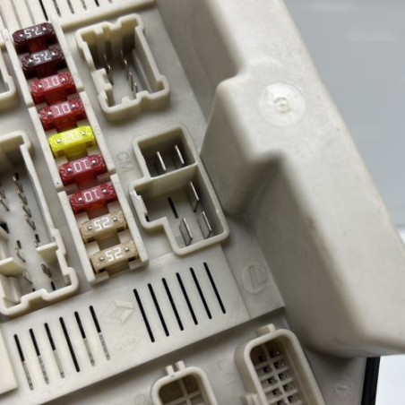 Boitier UPC RENAULT SCENIC 2