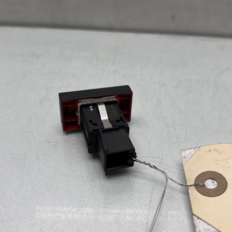 Bouton de warning VOLKSWAGEN TIGUAN 1