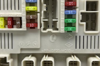 Boitier UPC RENAULT MEGANE 3