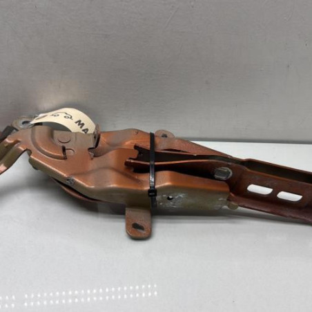Charniere de capot PEUGEOT 2008 2