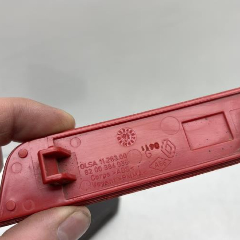 Catadioptre arriere gauche DACIA DUSTER 1 Photo n°3