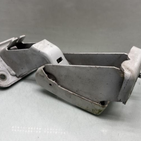 Charniere de porte de coffre droit PEUGEOT EXPERT 2