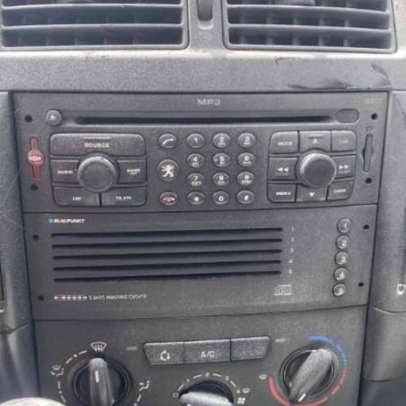 Chargeur CD PEUGEOT EXPERT 2 Photo n°12