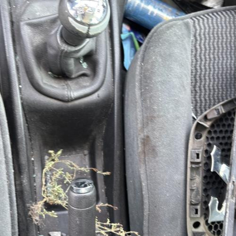 Moteur PEUGEOT 207 Photo n°16