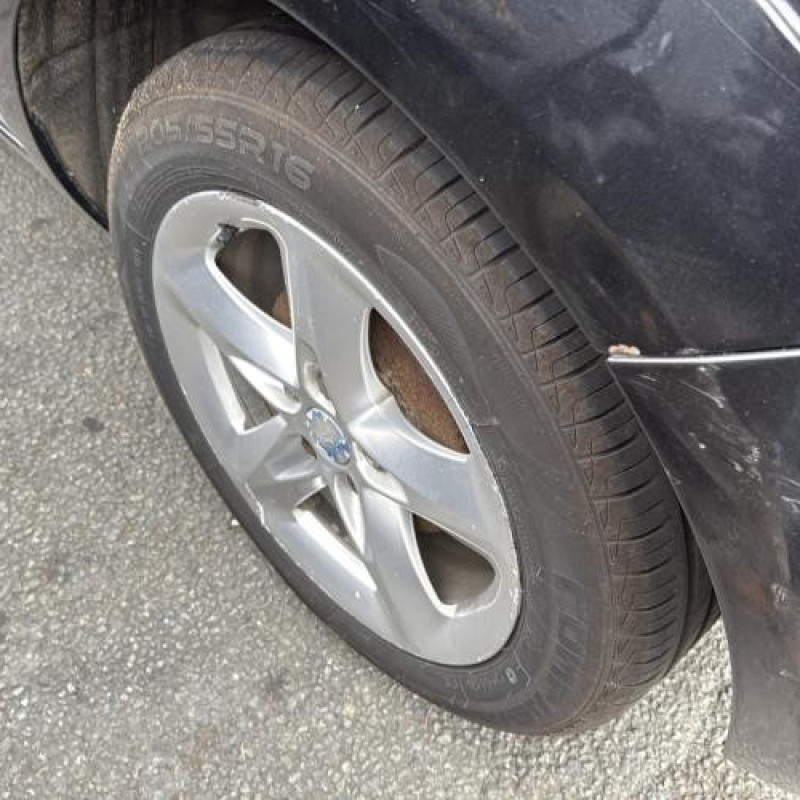 Renfort pare choc arriere (traverse) FORD FOCUS 2 Photo n°12