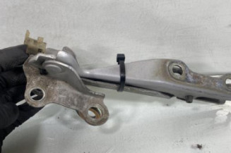 Charniere de capot TOYOTA YARIS 1
