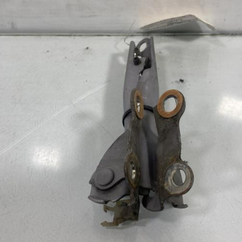 Charniere de capot TOYOTA YARIS 1 Photo n°3